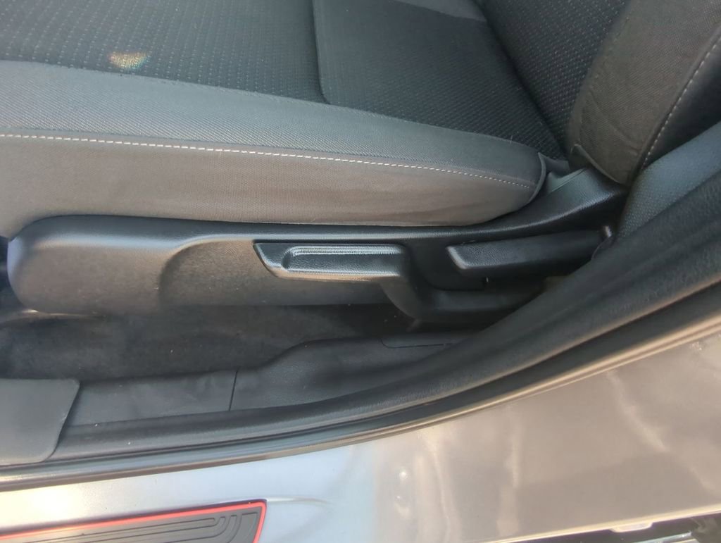 Used 2021 Honda HR-V Sport image 12