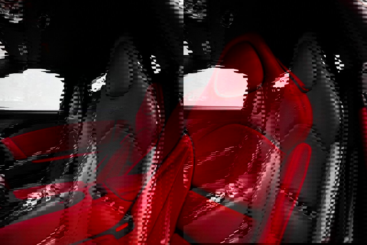 Used 2008 Mercedes-Benz SLR image 17