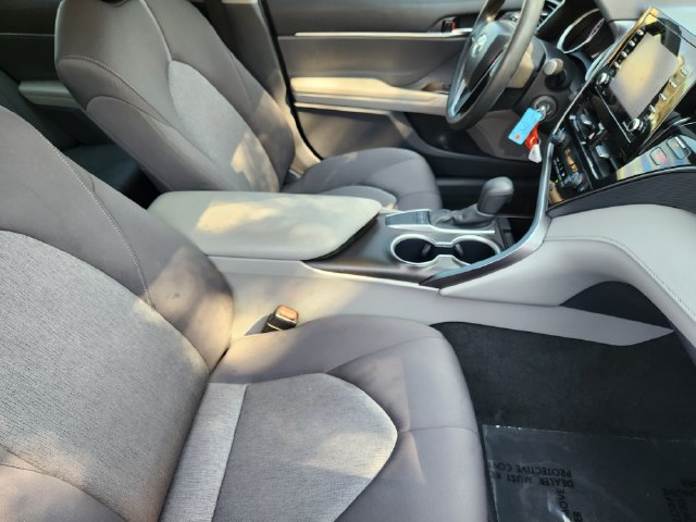 Used 2024 Toyota Camry LE FWD image 19