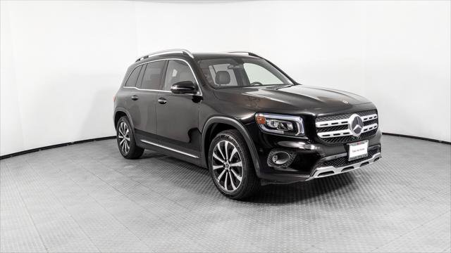Used 2022 Mercedes-Benz GLB 250 w/ Premium Package image 11