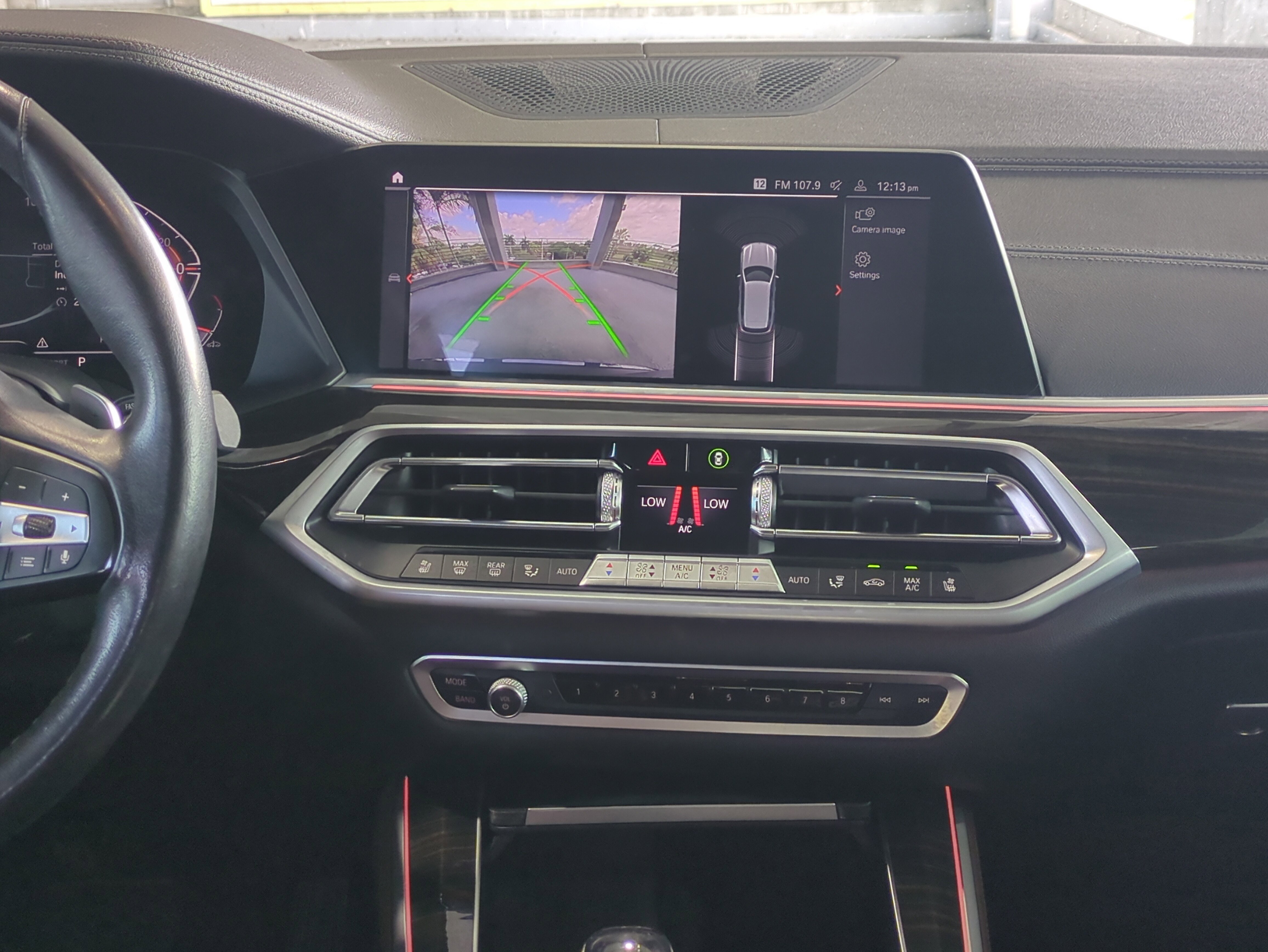 Used 2021 BMW X5 xDrive40i w/ Premium Package image 19