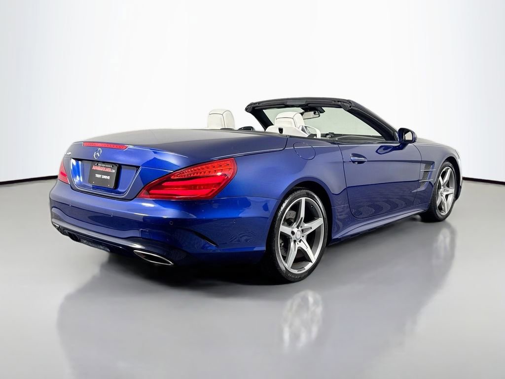 Used 2017 Mercedes-Benz SL 550 image 5