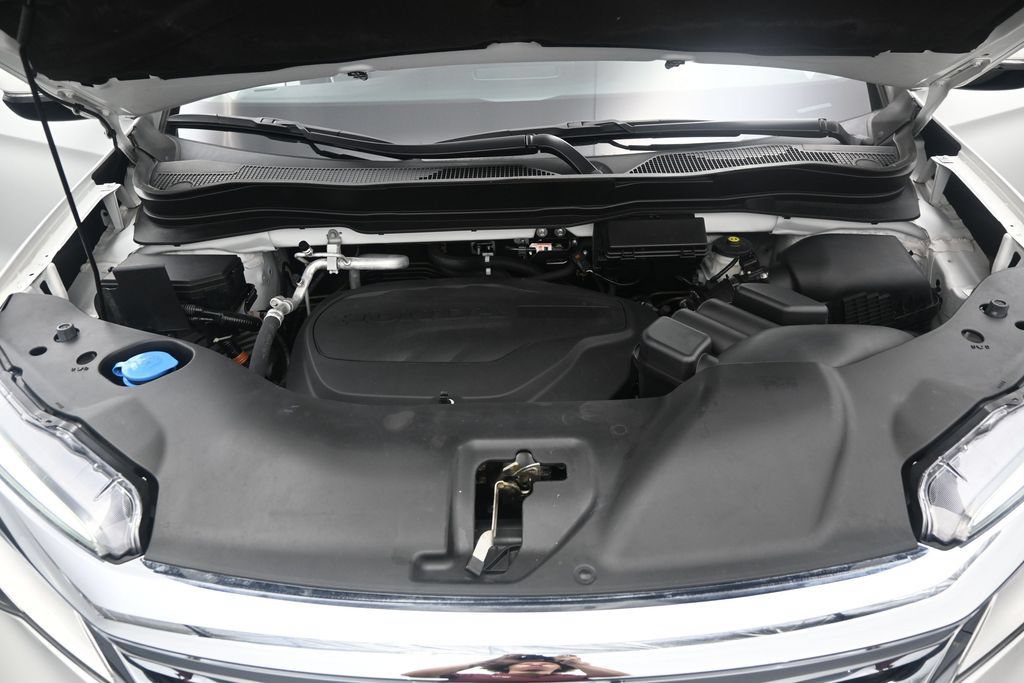 Certified 2022 Honda Pilot Touring image 13