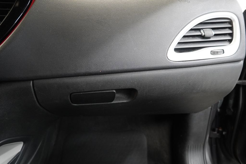 Used 2015 Dodge Dart SXT FWD image 32