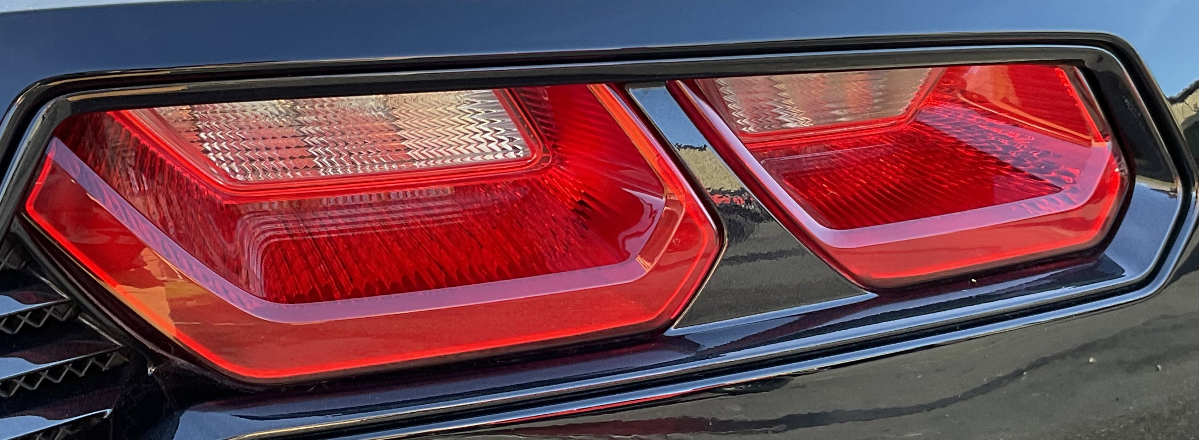 Used 2016 Chevrolet Corvette Stingray Coupe w/ 2LT Preferred Equipment Group image 13