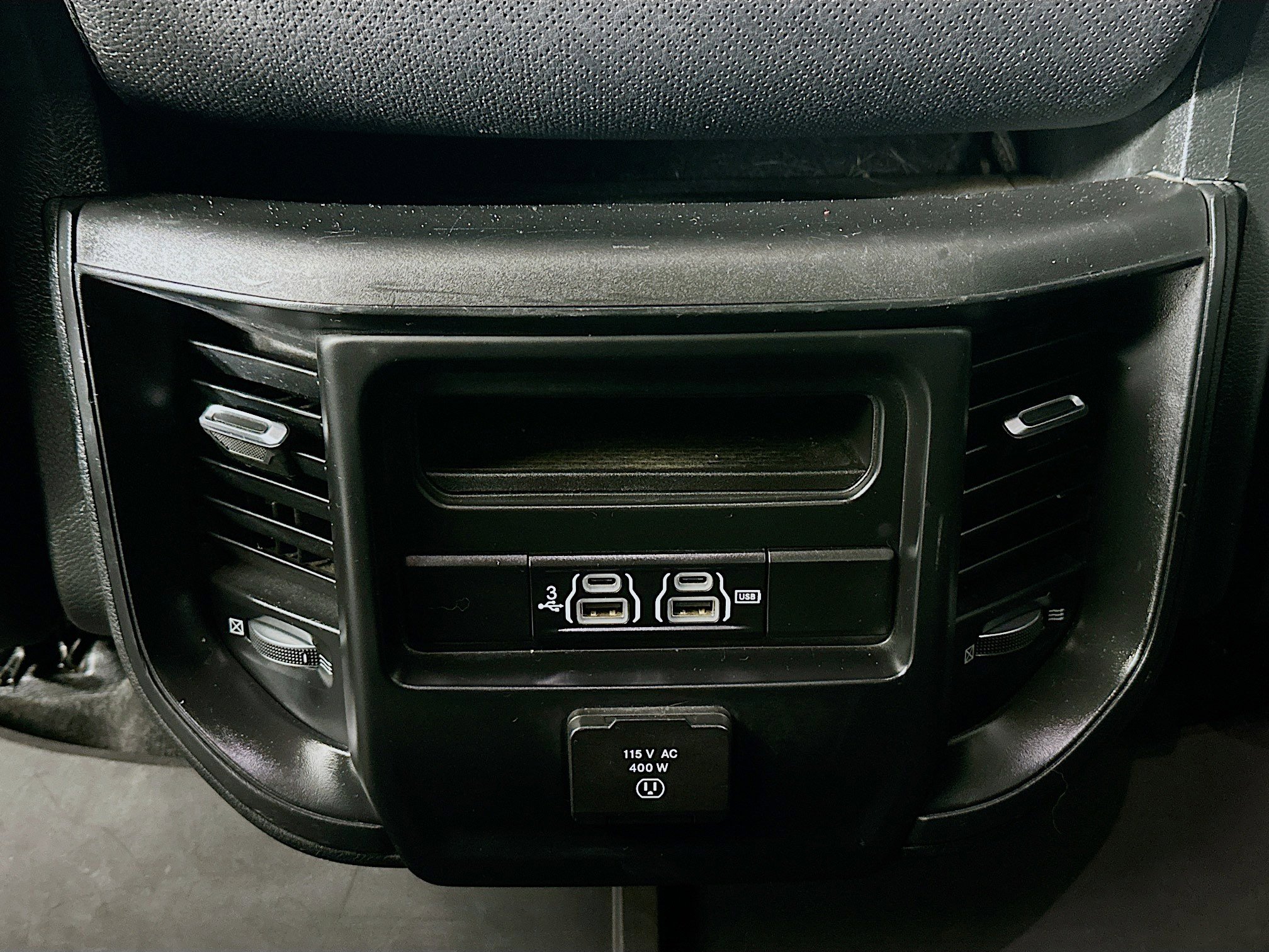 Used 2020 RAM 1500 Laramie image 26