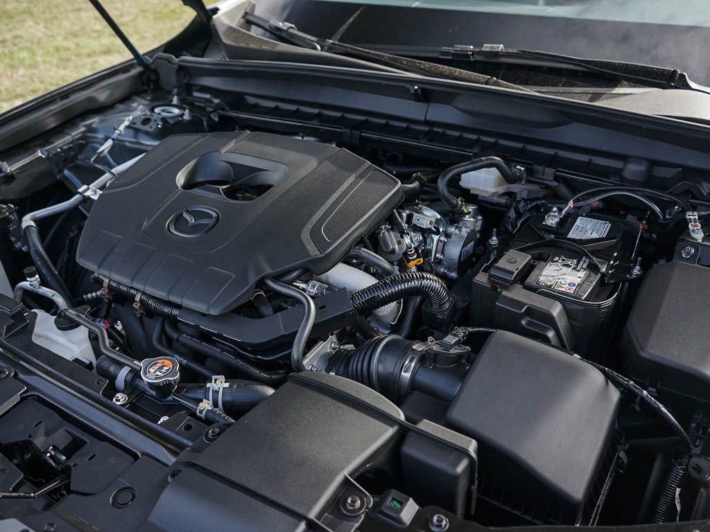 Used 2025 MAZDA CX-50 AWD 2.5 S w/ Premium Package image 6