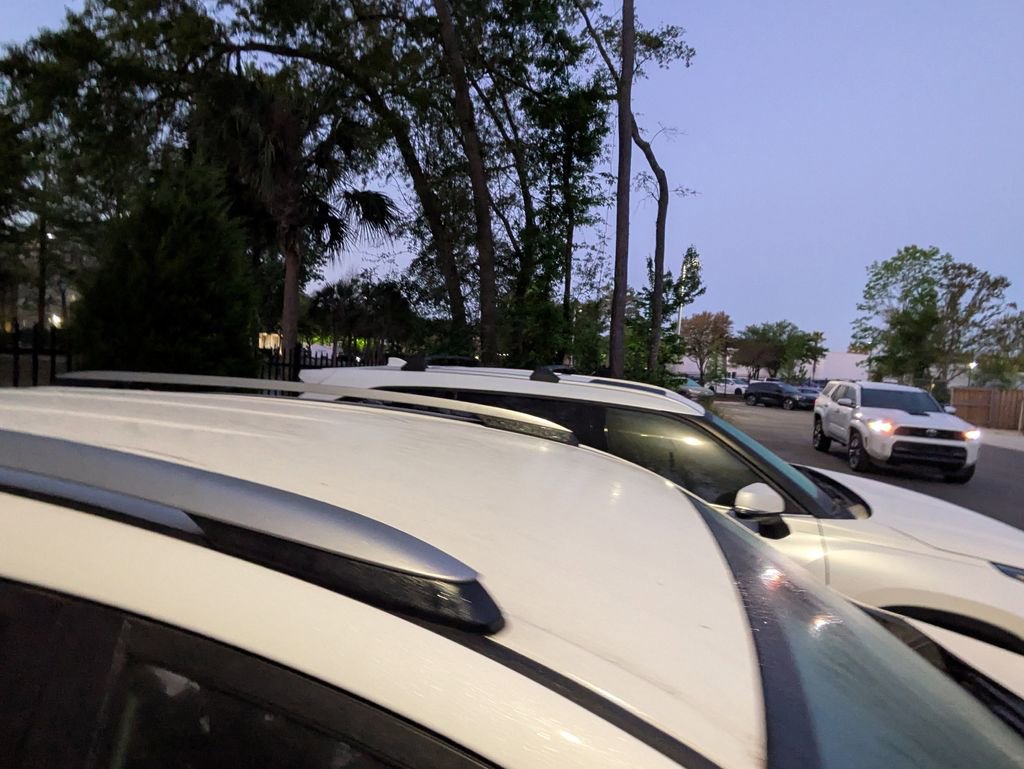 Used 2018 Toyota RAV4 LE image 11