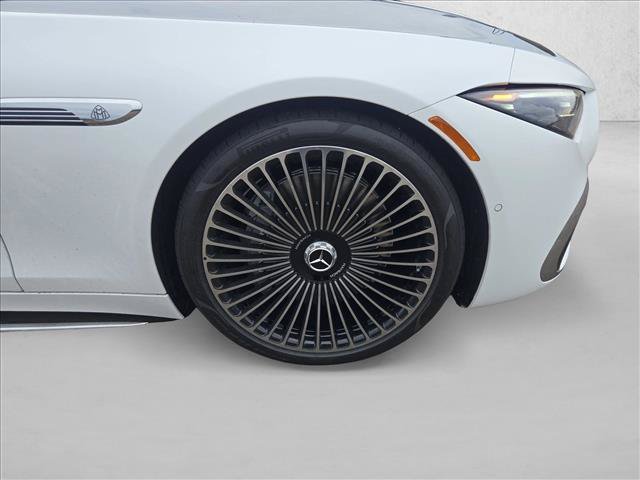 New 2026 Mercedes-Benz Maybach SL 680 image 9