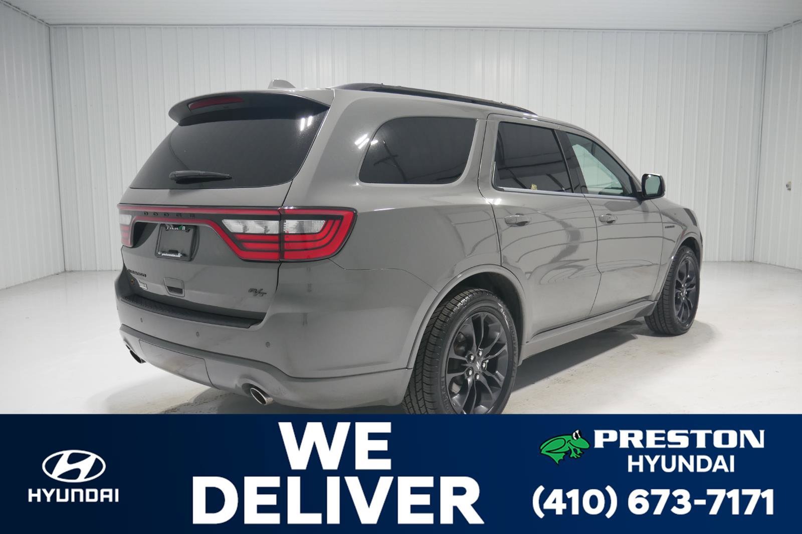 Used 2022 Dodge Durango R/T w/ Hemi Orange Plus Package image 5