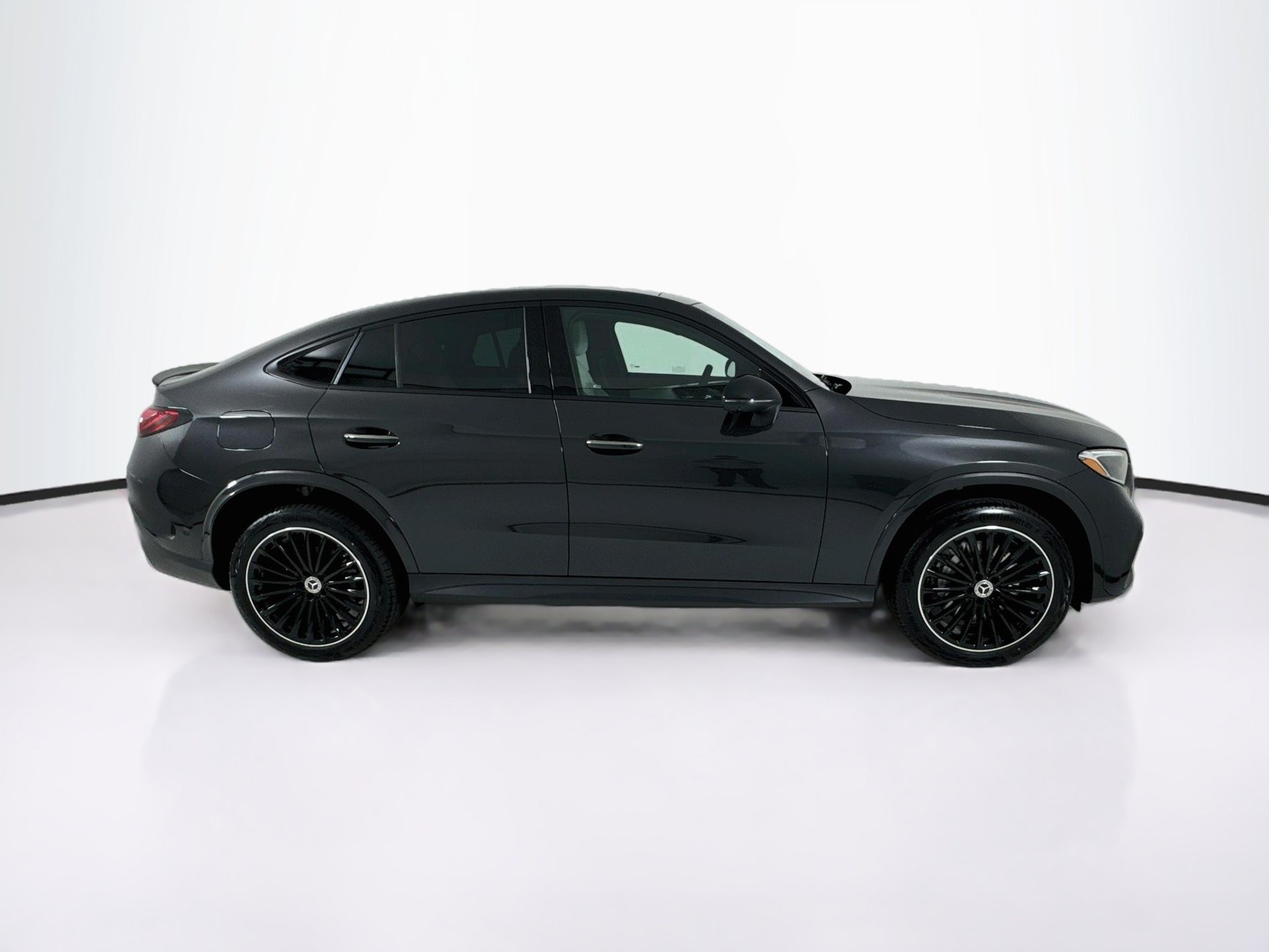 New 2027 Mercedes-Benz GLC 300 4MATIC image 9