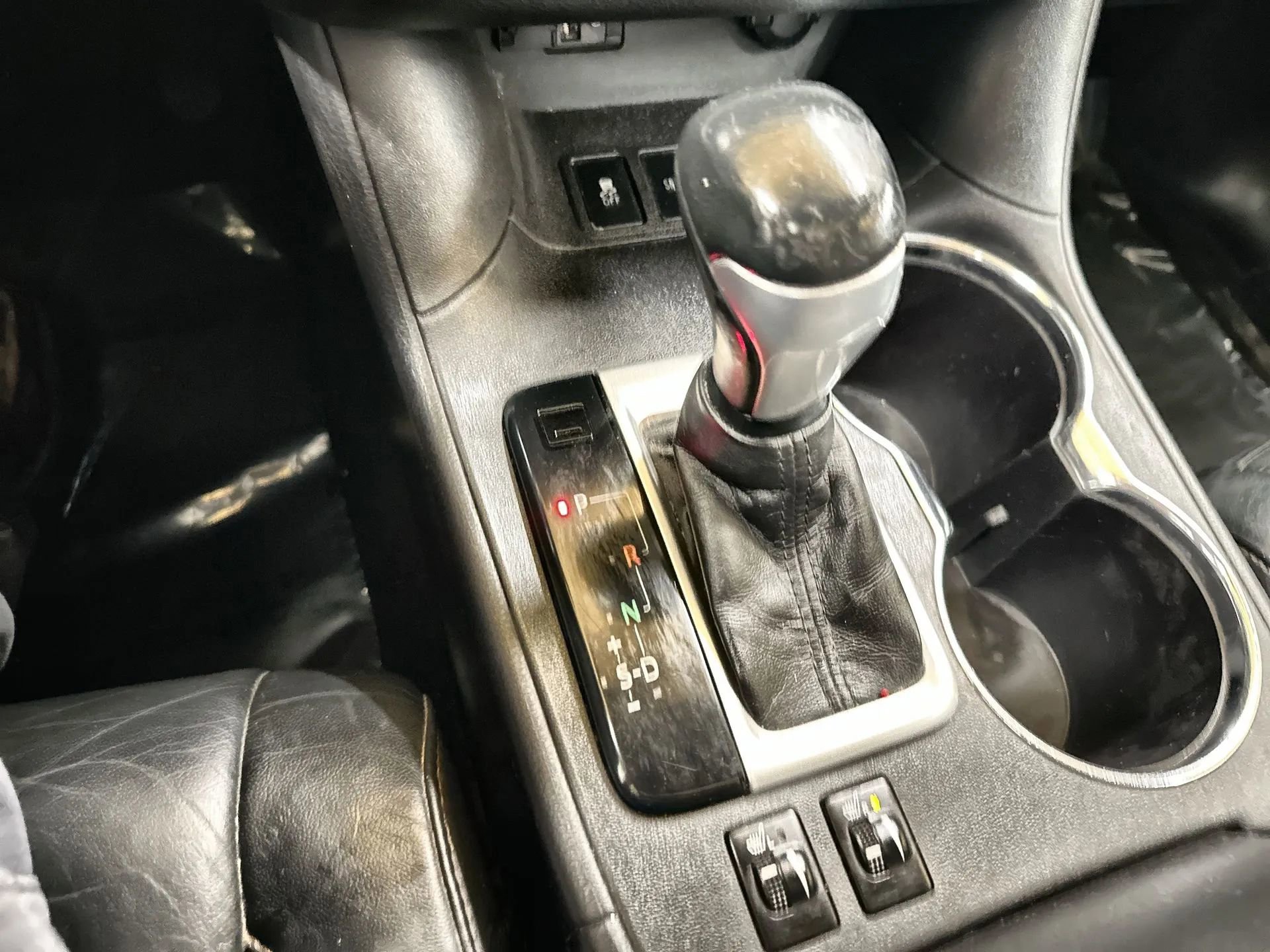 Used 2016 Toyota Highlander XLE image 22