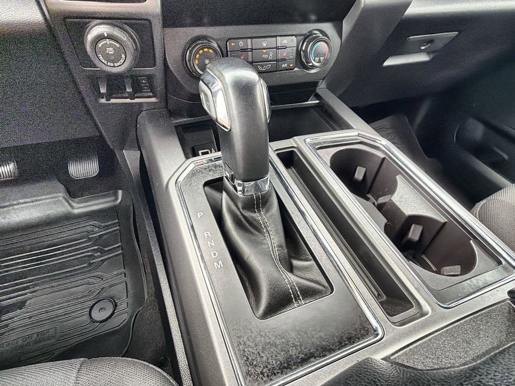 Used 2019 Ford F150 XLT w/ Equipment Group 302A Luxury AWD/4WD image 19