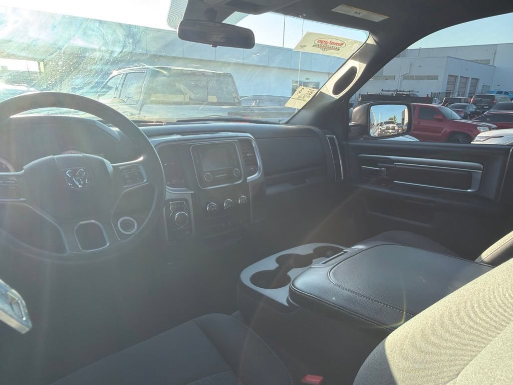 Used 2024 RAM 1500 Warlock AWD/4WD image 9
