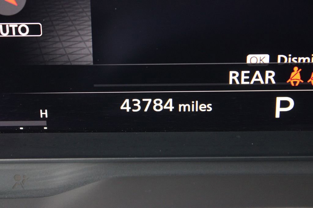 Used 2022 Nissan Rogue Platinum w/ Head-Up Display Package image 13