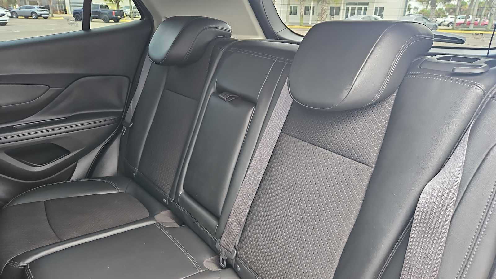 Used 2019 Buick Encore Preferred image 24