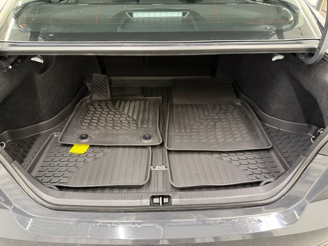 Certified 2025 Toyota Camry SE w/ Convenience Package AWD/4WD image 6
