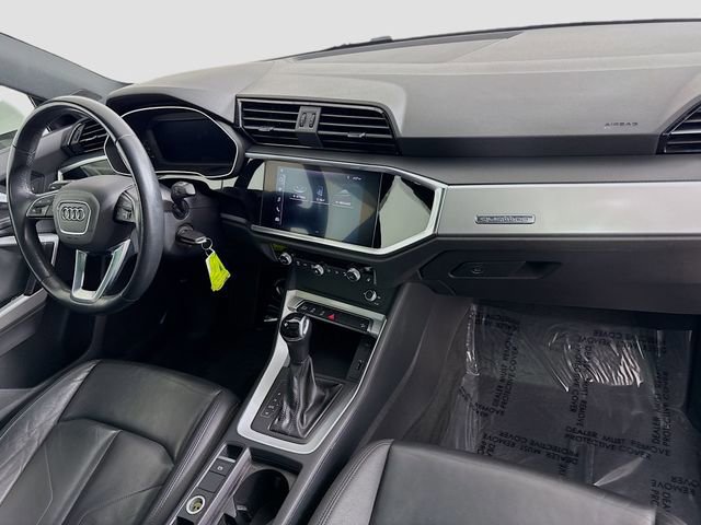 Used 2021 Audi Q3 2.0T Premium image 29