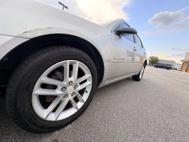 Used 2008 Chevrolet Impala LTZ FWD image 15