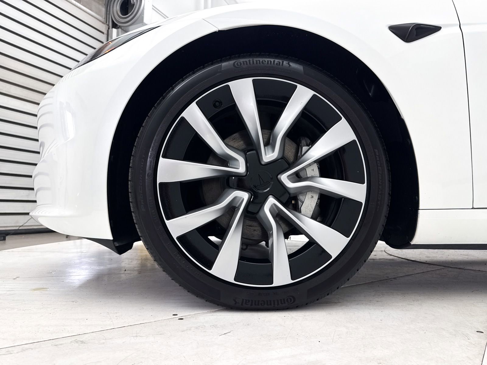 Used 2024 Tesla Model 3 Standard Range RWD image 15