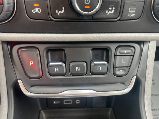 Used 2020 GMC Terrain SLT AWD/4WD image 15