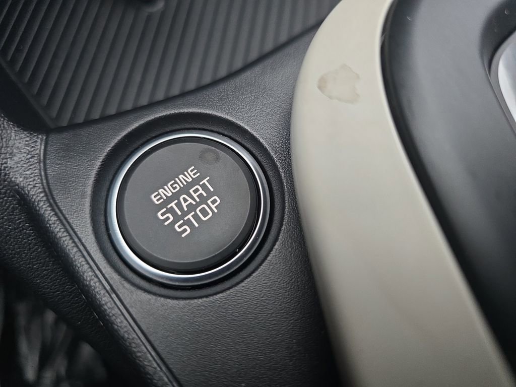 New 2025 Kia K4 GT-Line image 33