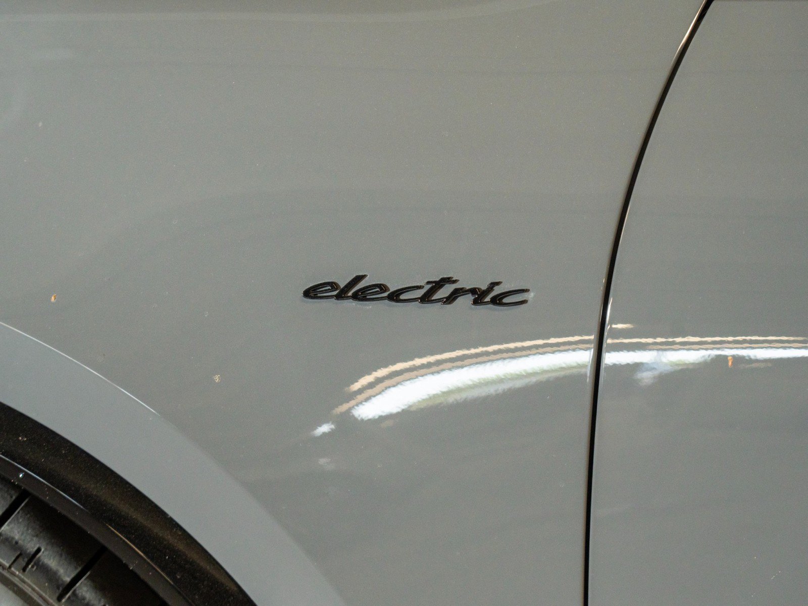 New 2026 Porsche Macan GTS Electric AWD/4WD image 12