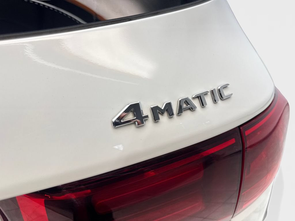 Used 2025 Mercedes-Benz GLB 250 4MATIC image 24