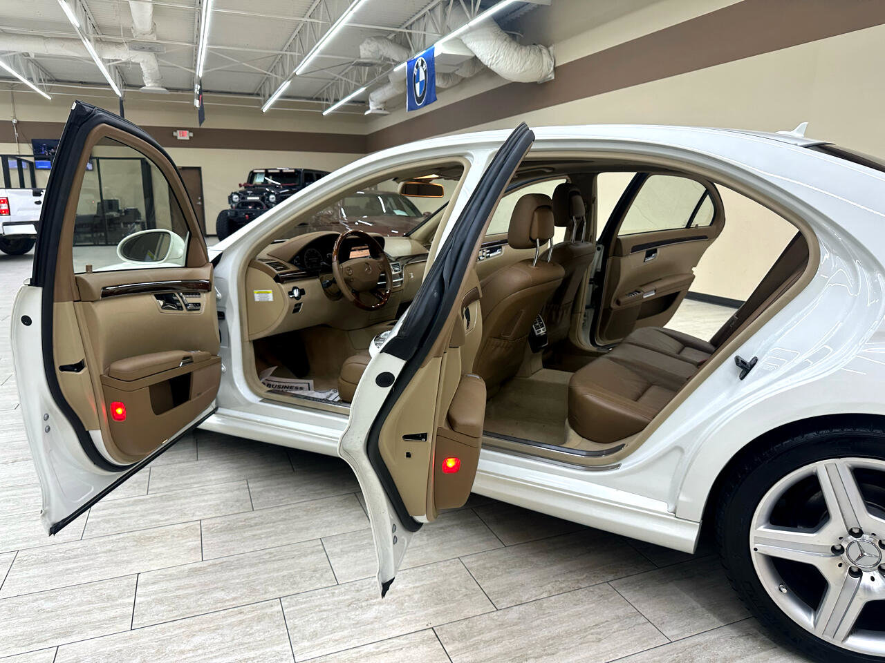 Used 2008 Mercedes-Benz S 550 w/ P3 Pkg image 13