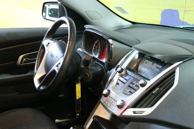 Used 2017 GMC Terrain SLE image 12