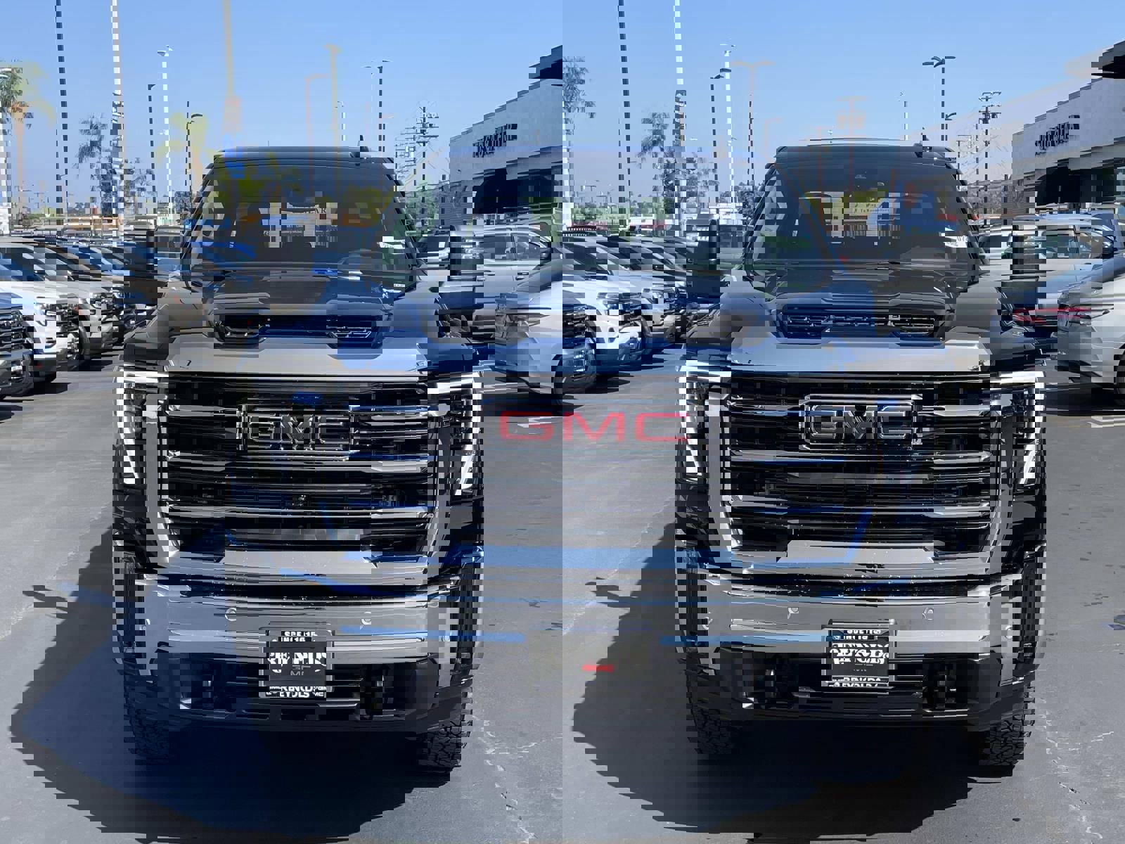 New 2026 GMC Sierra 2500 SLT w/ SLT Premium Package image 2