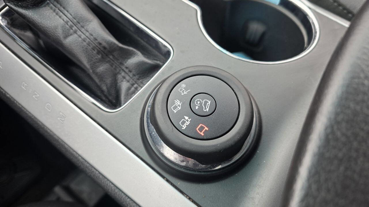 Used 2015 Ford Explorer Limited w/ Equipment Group 301A image 27