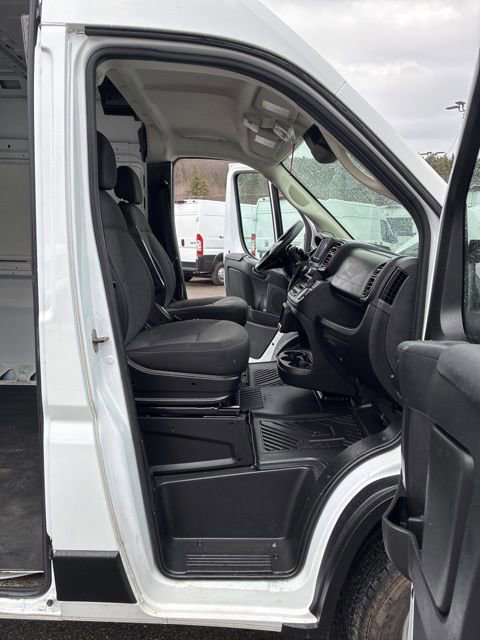 Used 2023 RAM ProMaster 2500 image 18
