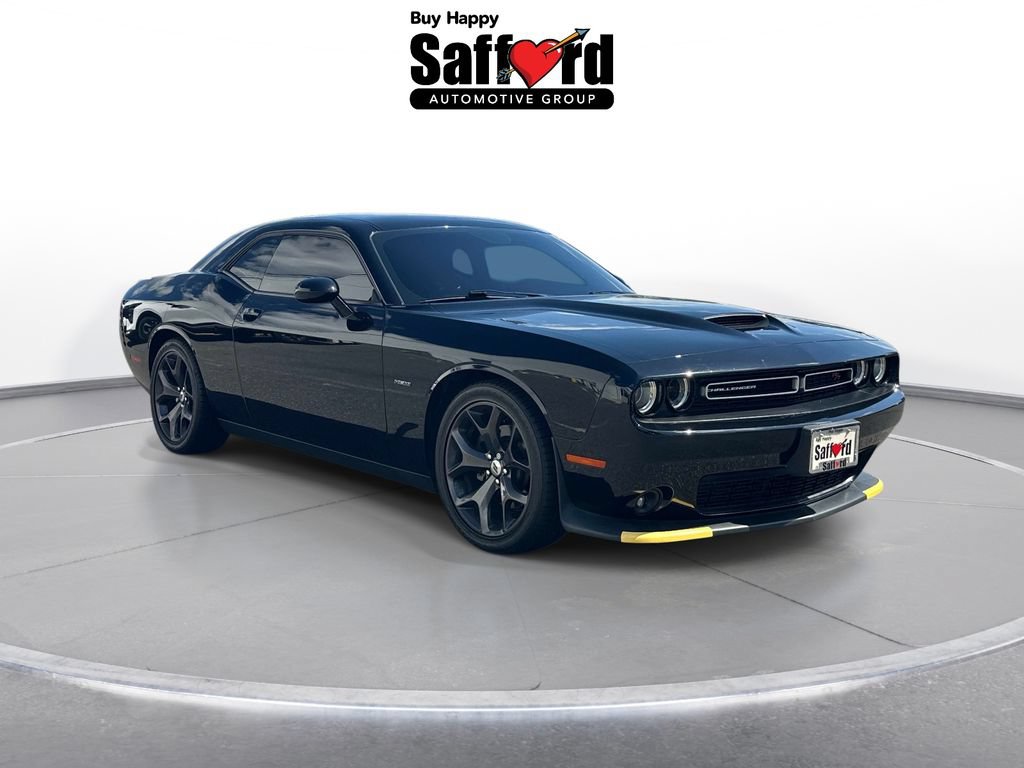 Used 2019 Dodge Challenger R/T w/ Cold Weather Group RWD image 9