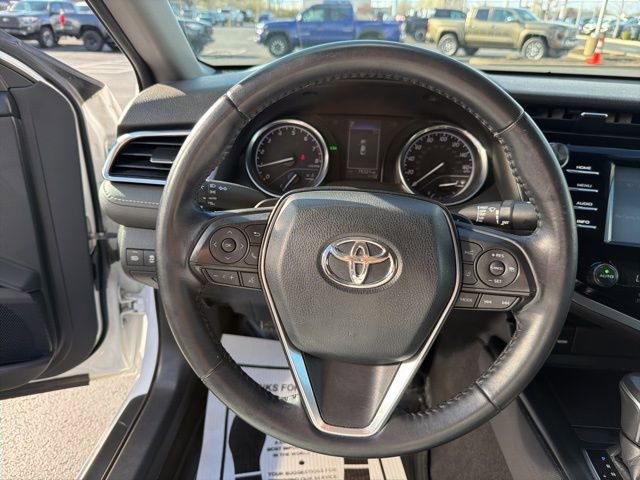 Certified 2018 Toyota Camry SE w/ Convenience Package image 20