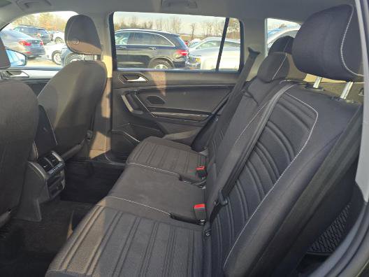 Used 2022 Volkswagen Tiguan S image 12