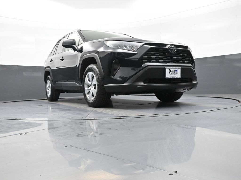 Used 2019 Toyota RAV4 LE w/ All Weather Liner Package AWD/4WD image 27
