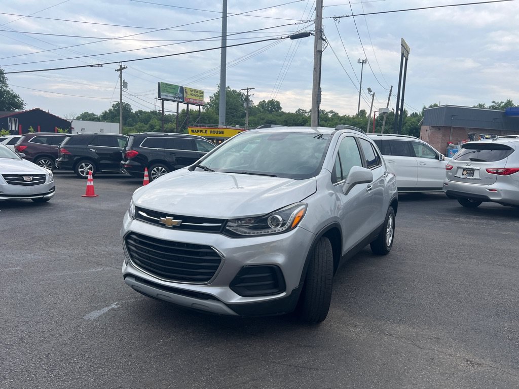 Used 2018 Chevrolet Trax LT w/ LT Convenience Package AWD/4WD image 6
