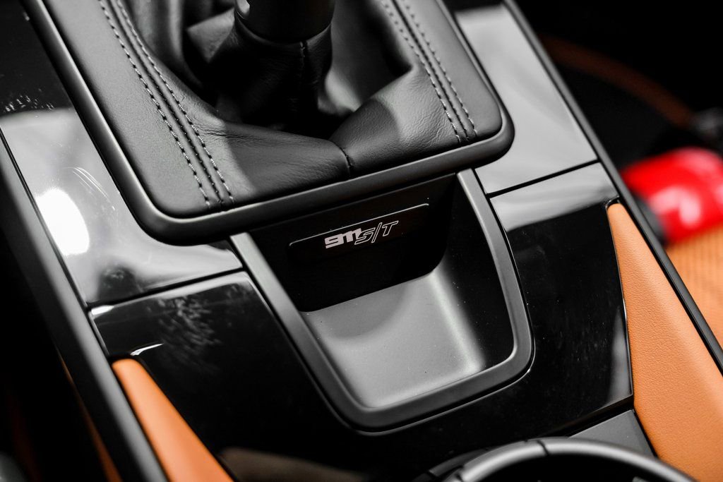 Used 2024 Porsche 911 S/T image 24