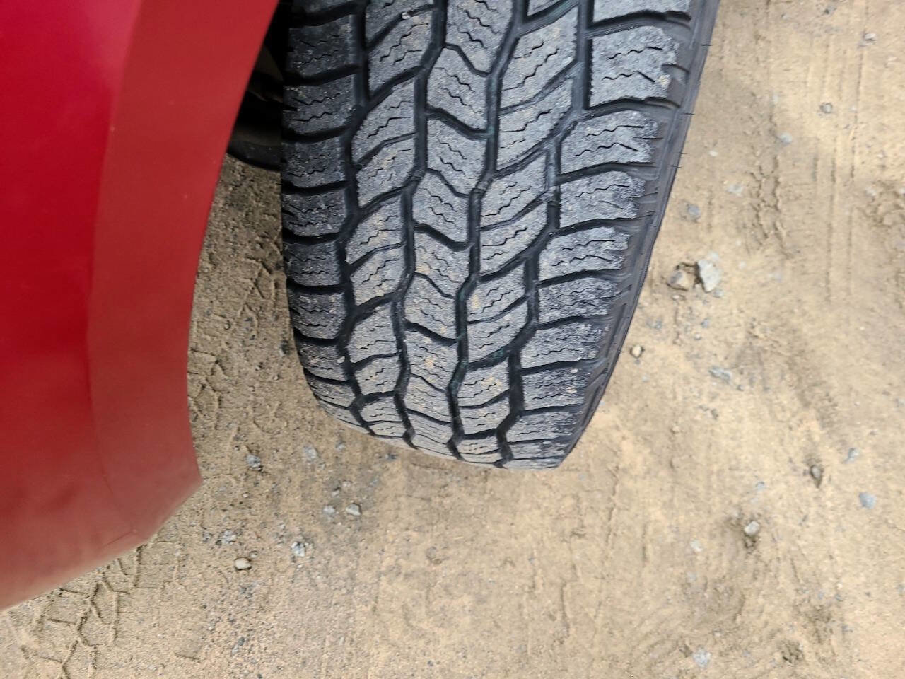 Used 2003 Nissan Frontier XE image 18