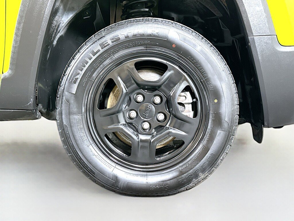 Used 2017 Jeep Renegade Sport w/ Power & Air Group image 39