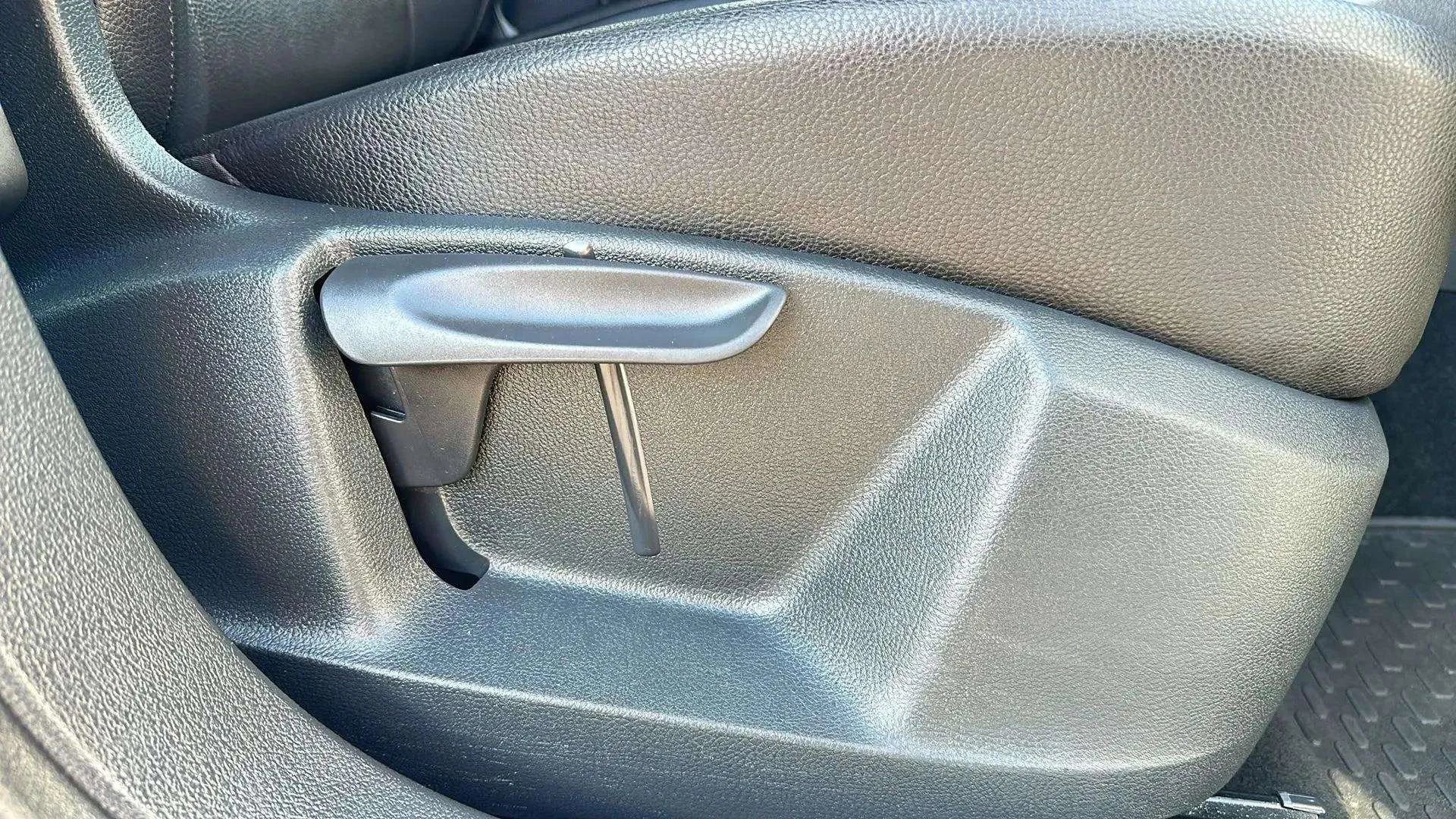 Used 2016 Volkswagen Tiguan S image 20