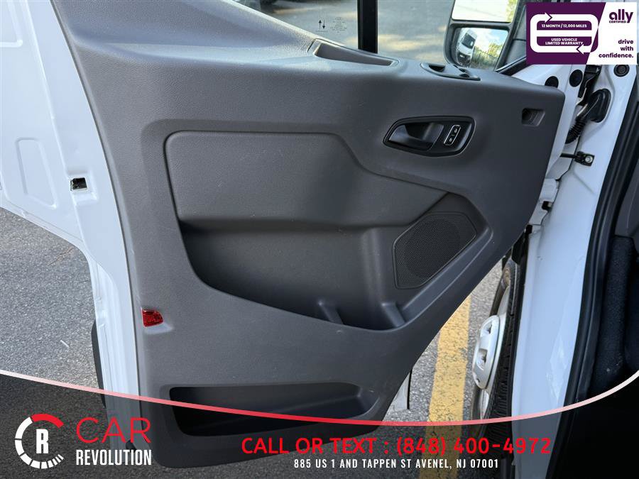 Used 2025 Ford Transit 250 148 High Roof AWD image 24