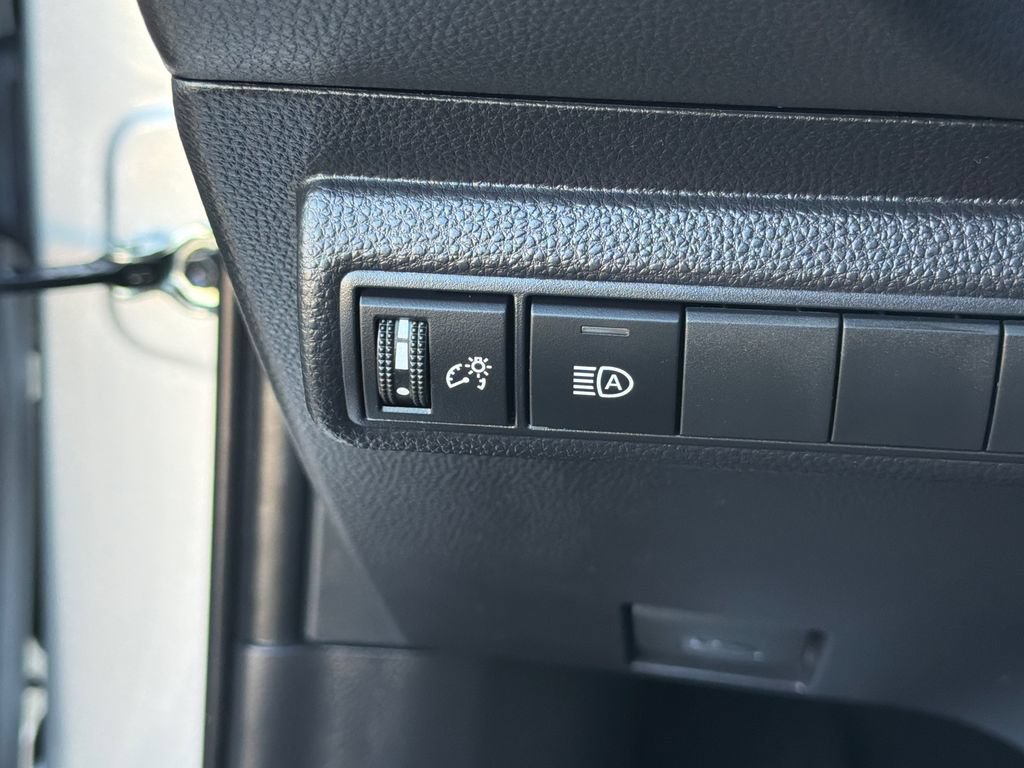Used 2024 Toyota Corolla LE FWD image 22