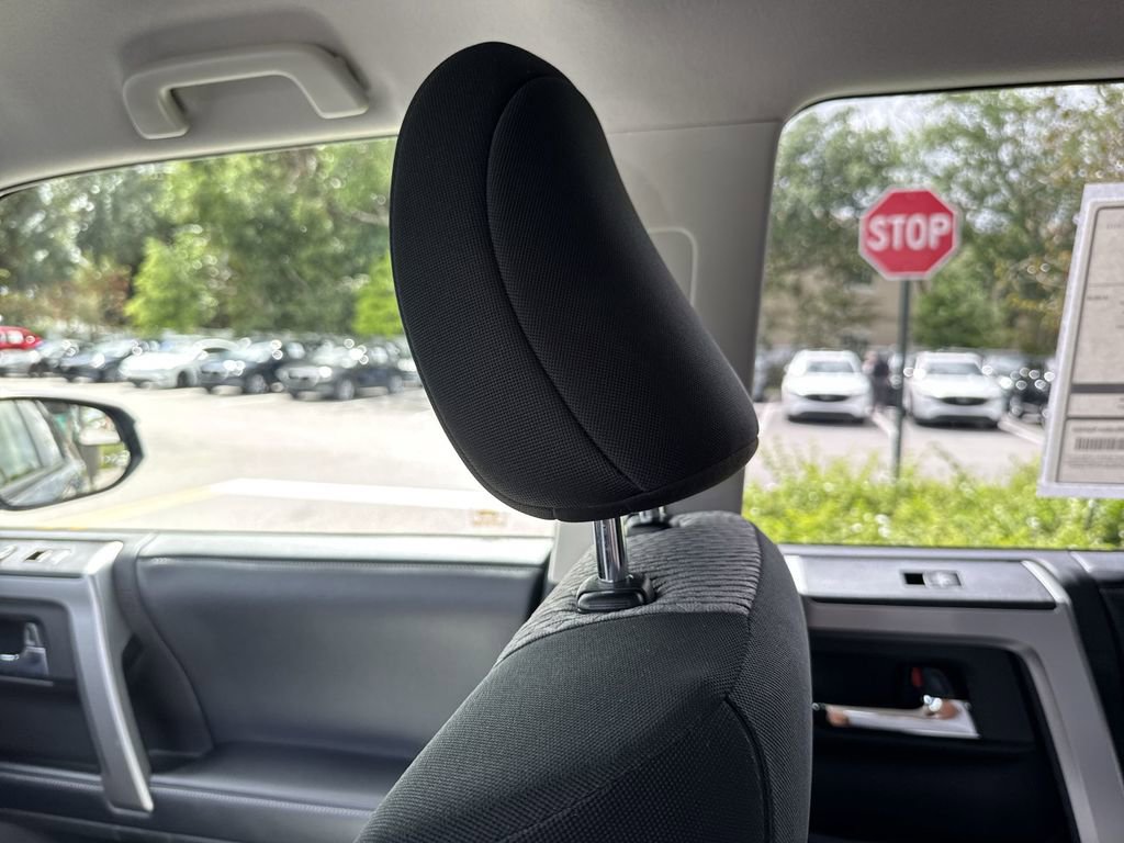 Used 2018 Toyota 4Runner SR5 image 16