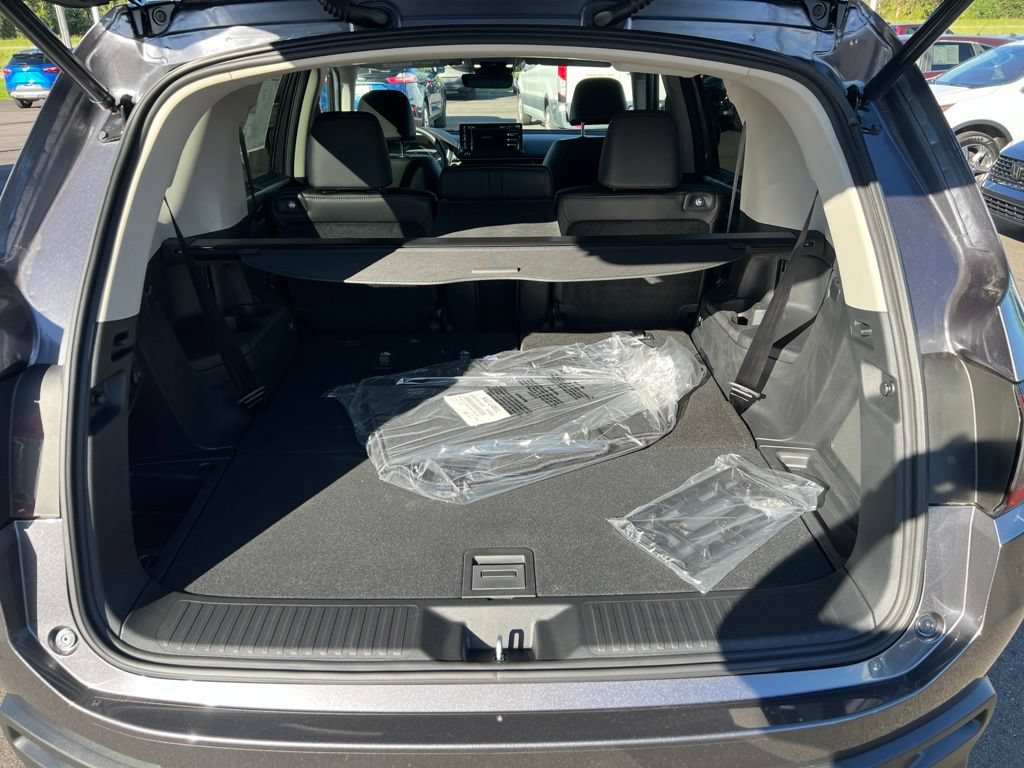 New 2026 Honda Pilot Touring image 13