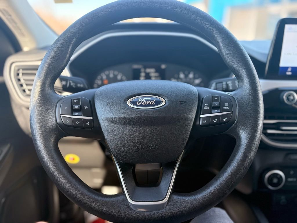 Used 2022 Ford Escape SE image 21