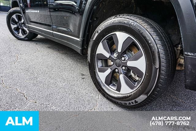 Used 2024 Jeep Grand Cherokee Limited 4xe image 16