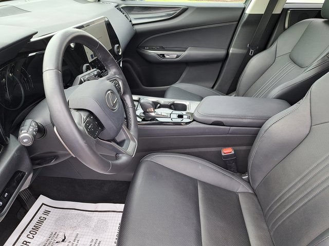Used 2025 Lexus NX 250 FWD w/ Cold Area Package image 34