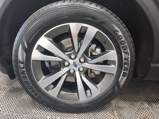 Used 2020 Ford Explorer Platinum w/ Premium Technology Package AWD/4WD image 11